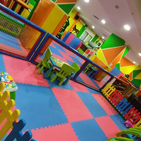 Alexandros Otel