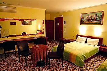 Hotell Alexandros Doxato