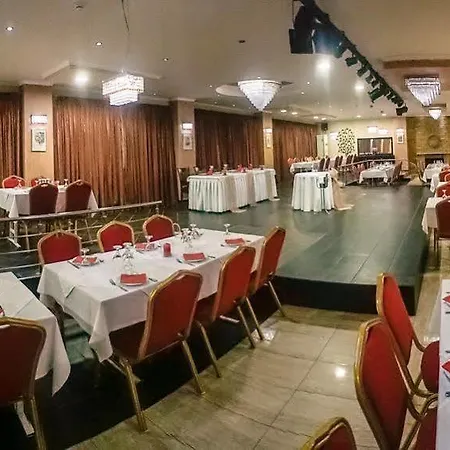 Alexandros Hotell