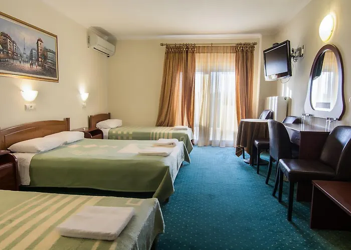 酒店 亚历山德斯酒店 3*